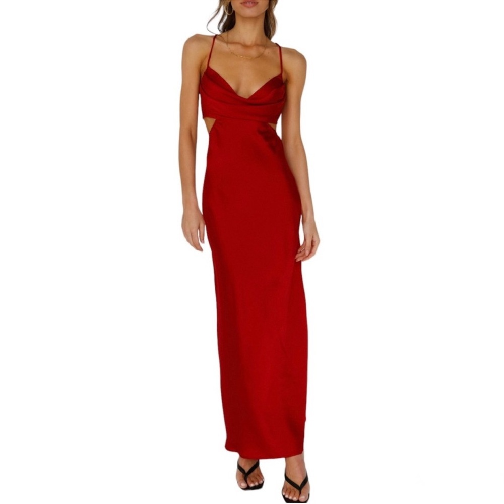 Hello Molly Angels in America Midi Dress in Wine Red